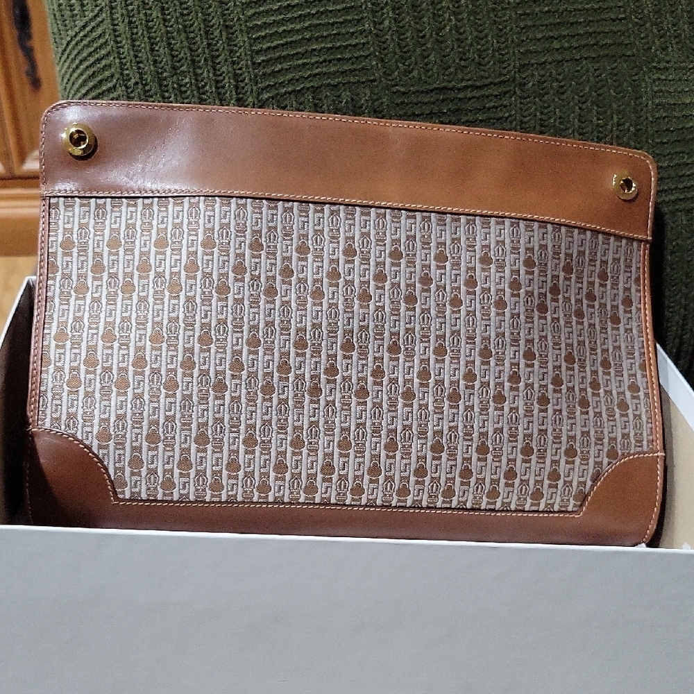 Vintage Judith Lieber Bag - Picture 2 of 8